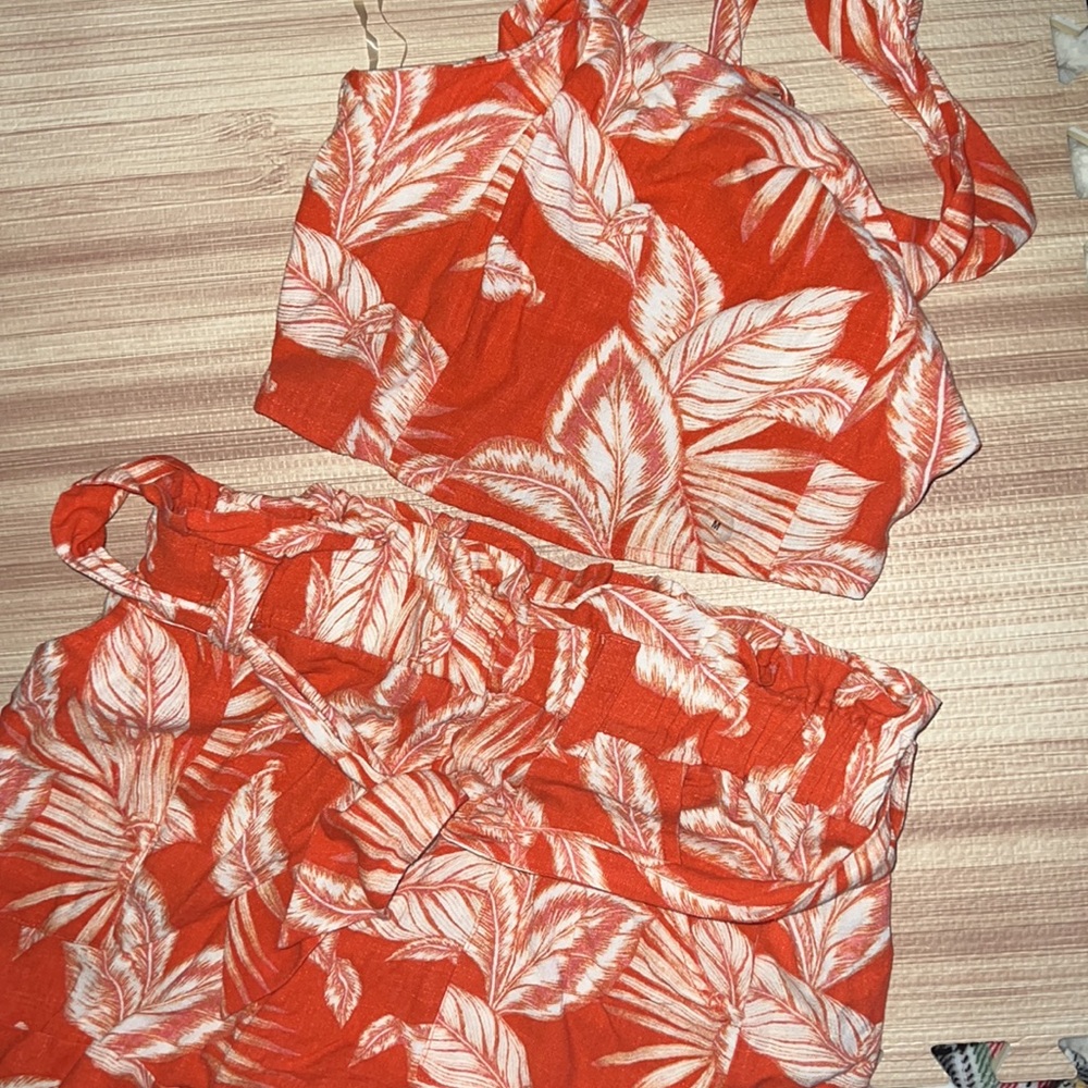 Aeropostale 2 piece set, both M, NWT